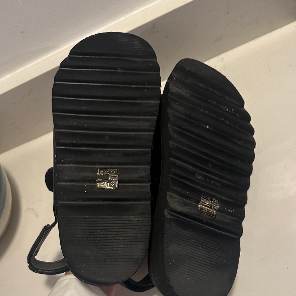 Princess Polly Black Chunky Sandals - Picture 7 of 8